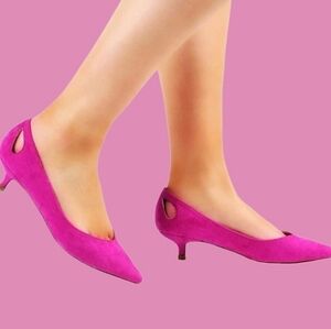 🍂Journee Goldie Pointed Toe Kitten Heels In Cream